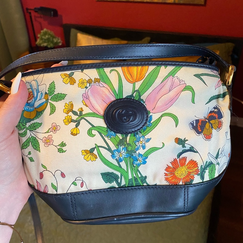 Vintage Gucci floral “Grace” print crossbody
